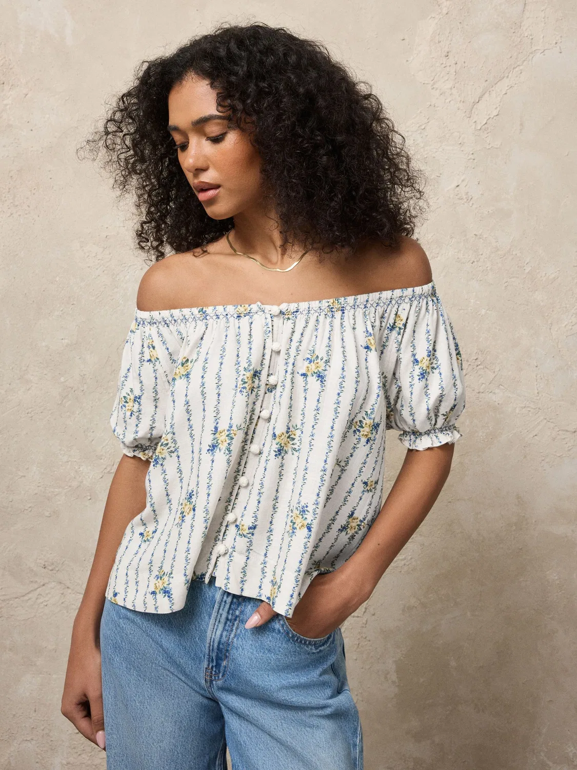 Топ с открытыми плечами Bardot Next, цвет Ecru Floral Print