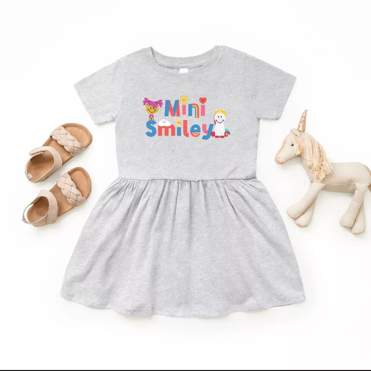 Детское платье для девочек с принтом Mini Smiley Icons Unicorn The Juniper Shop, Heather Grey — фото 3