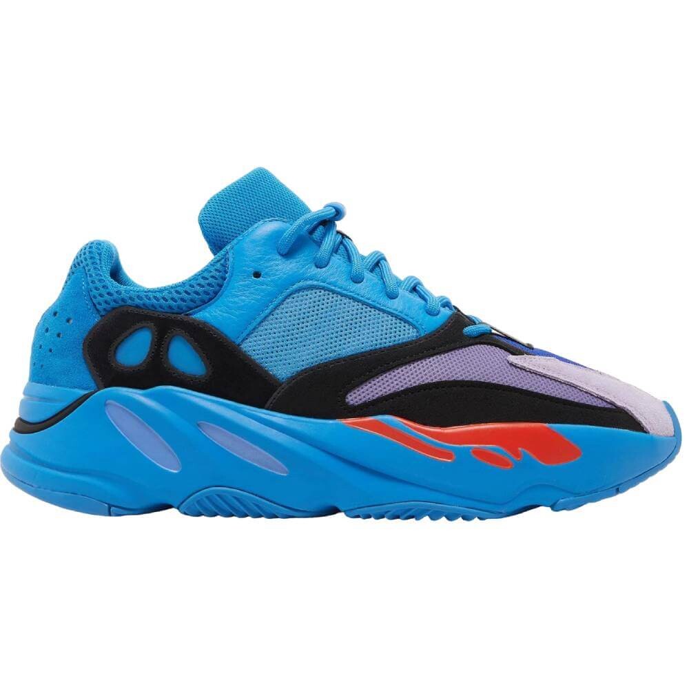 

Кроссовки Yeezy Boost 700 Hi-Res Blue, синий