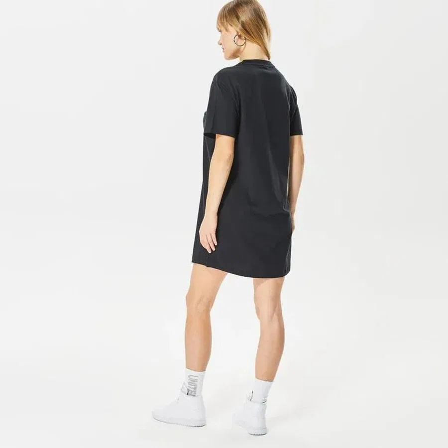 Футболка женская с коротким рукавом из 100% хлопка Nike Sportswear Essential, M, Черный — фото 3
