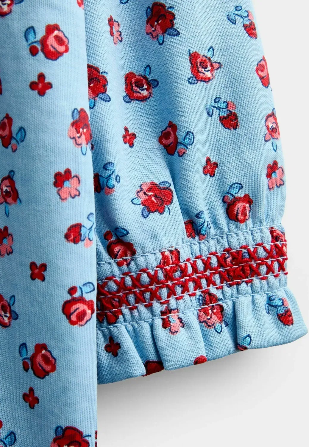 Платье с принтом и сборками - трикотажное платье Jojo Maman Bébé, Light Blue Roses — фото 4