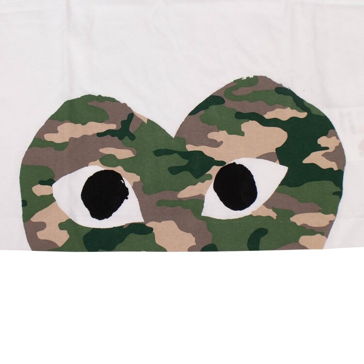 Футболка Comme des Garçons PLAY Camo Half Heart T-Shirt 'White', белый — фото 4