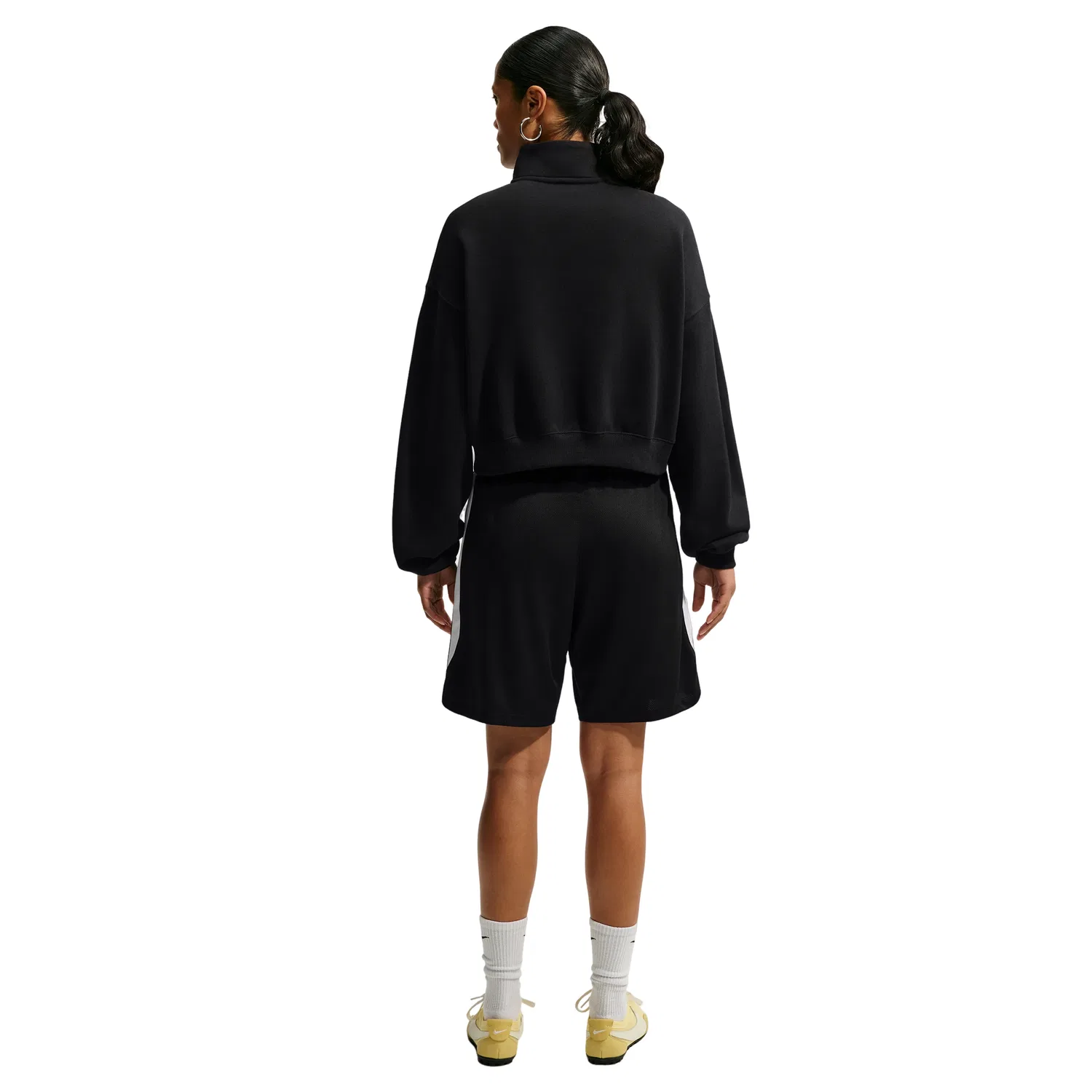 Женская футболка Studio Fleece Medium Weight Oversized 1/4-Zip Cropped Top 'Total Black Sail' Nike, Total Black/Sail — фото 3