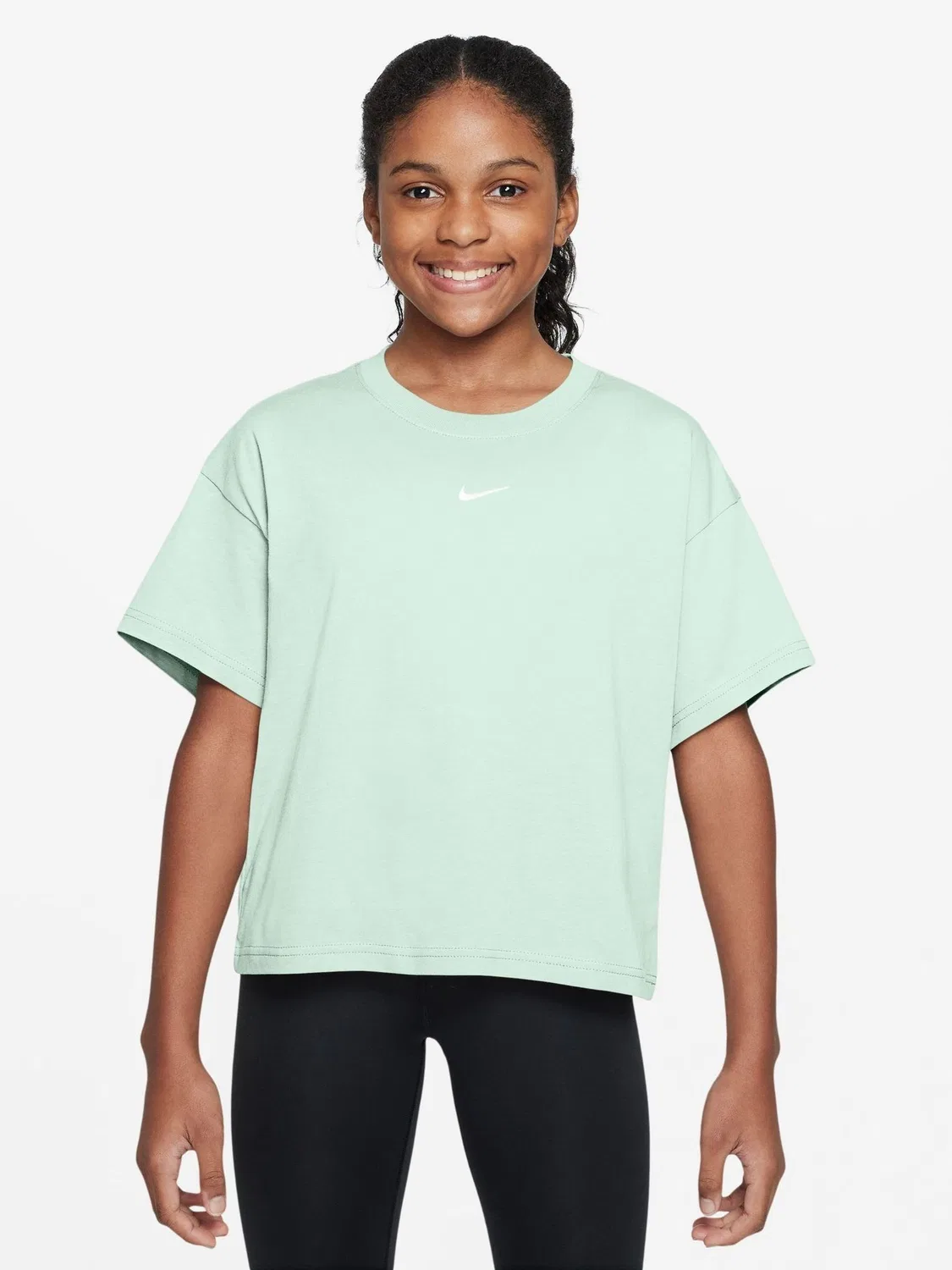 Футболка Nike Sportswear, модель Boxy, цвет Barely Green