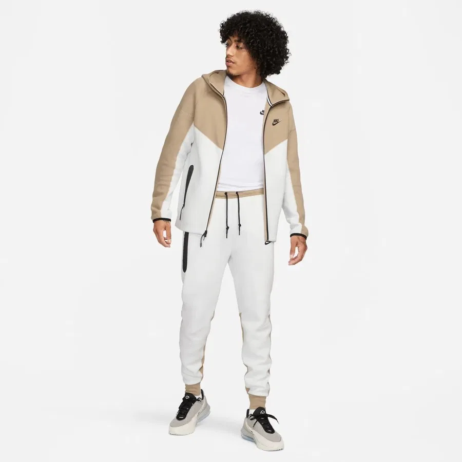 Спортивные брюки с длинными манжетами Nike Tech Fleece, Белый — фото 2