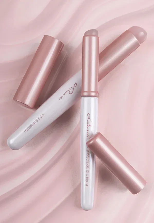 Набор кистей для макияжа с силиконовыми ворсинками Silk brush duo Luvia Cosmetics, Rose Pearl — фото 4