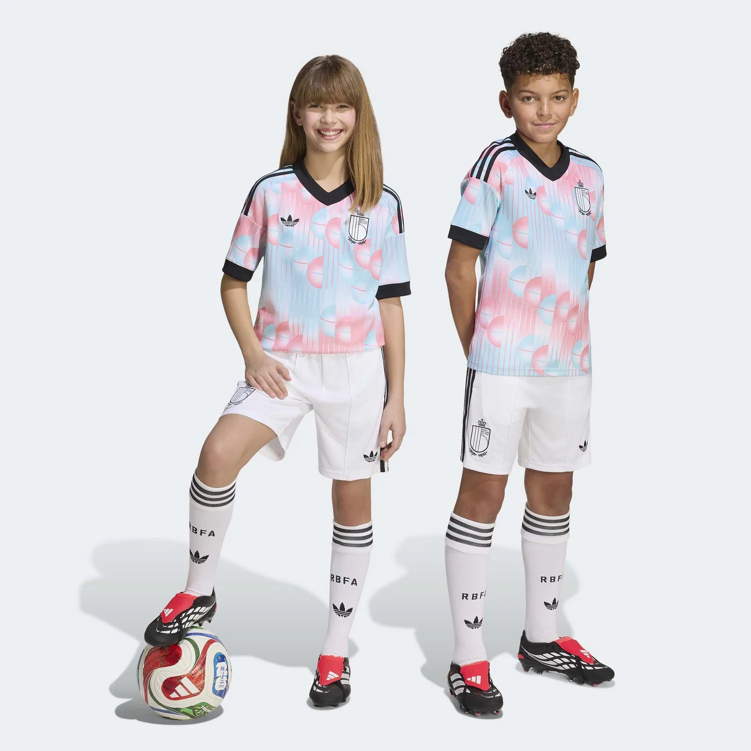 Спортивные брюки Adidas Performance Regular Workout Pants Belgium 26 Away Kids белого цвета — фото 3