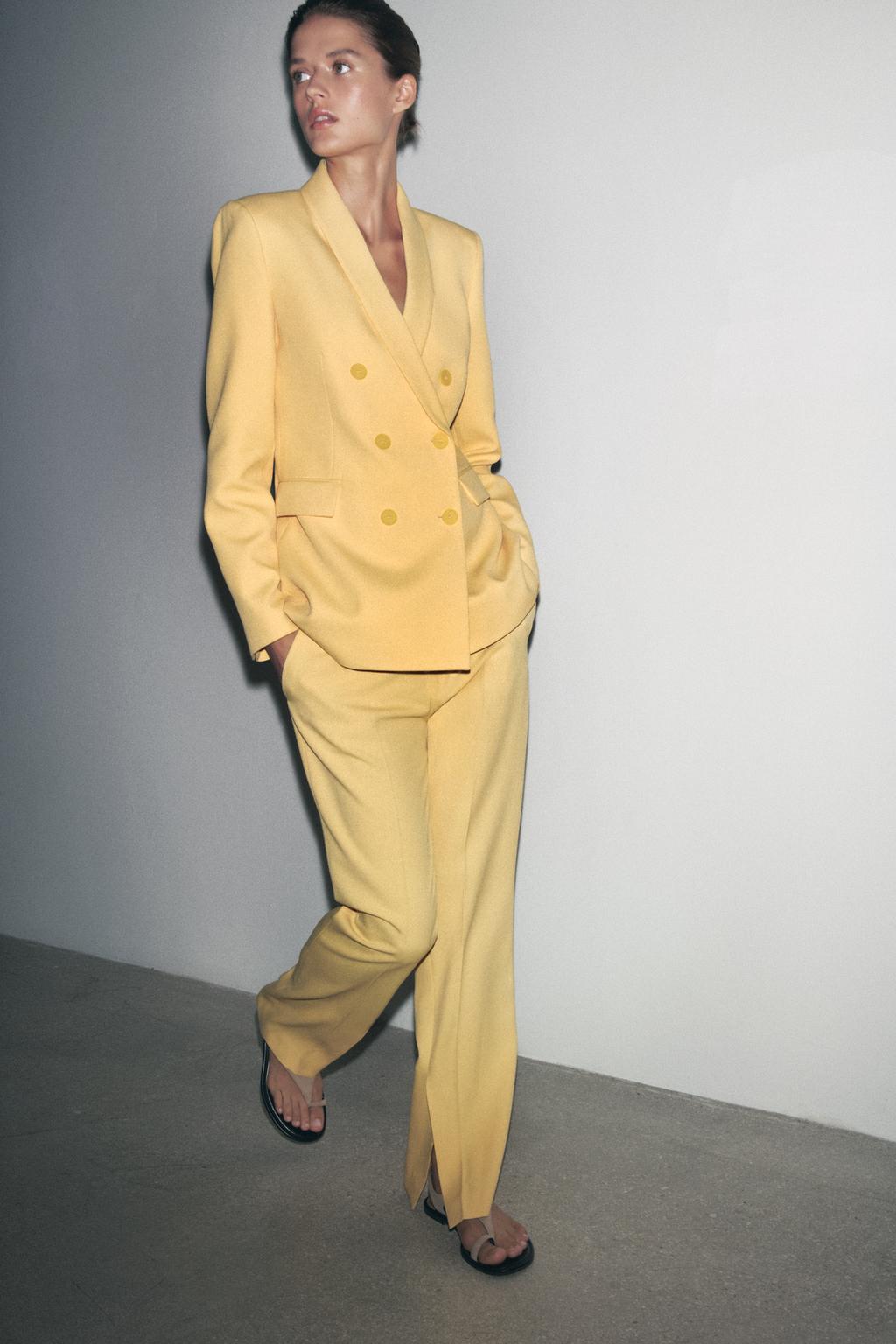 

Блейзер с прямым воротником в стиле смокинга ZARA, цвет Pastel yellow