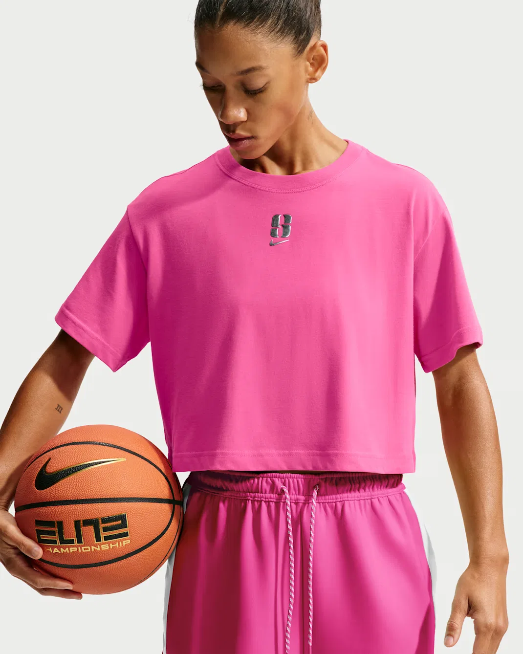 Футболка Nike Dri-FIT Sabrina, Desert Pink — фото 3