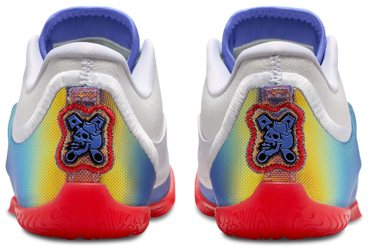 Кроссовки для мальчиков Lebron XXIII Nike, цвет White/Multi/Light Crimson — фото 3
