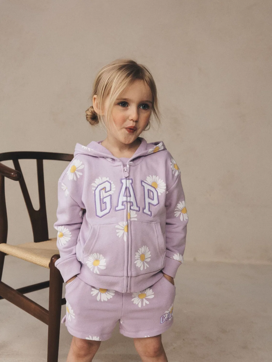 Шорты из французского футера с принтом Gap, Purple Daisy — фото 2