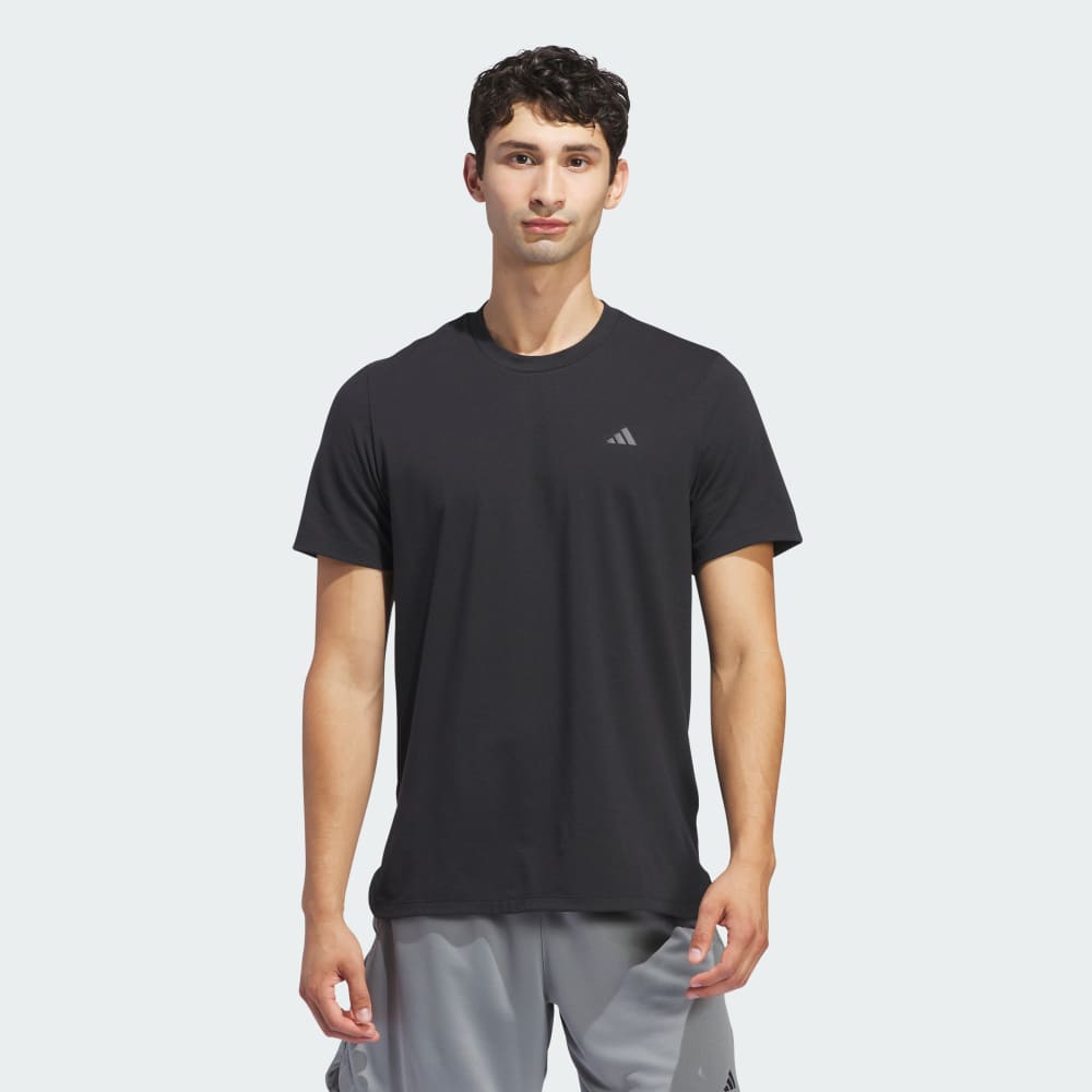 

Спортивная футболка Adidas Axis AEROREADY Training Tee, черный