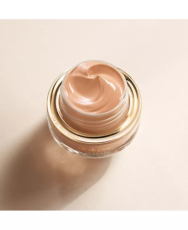 Тональный крем spf 22 Clé De Peau Beauté, the foundation b30 — фото 3