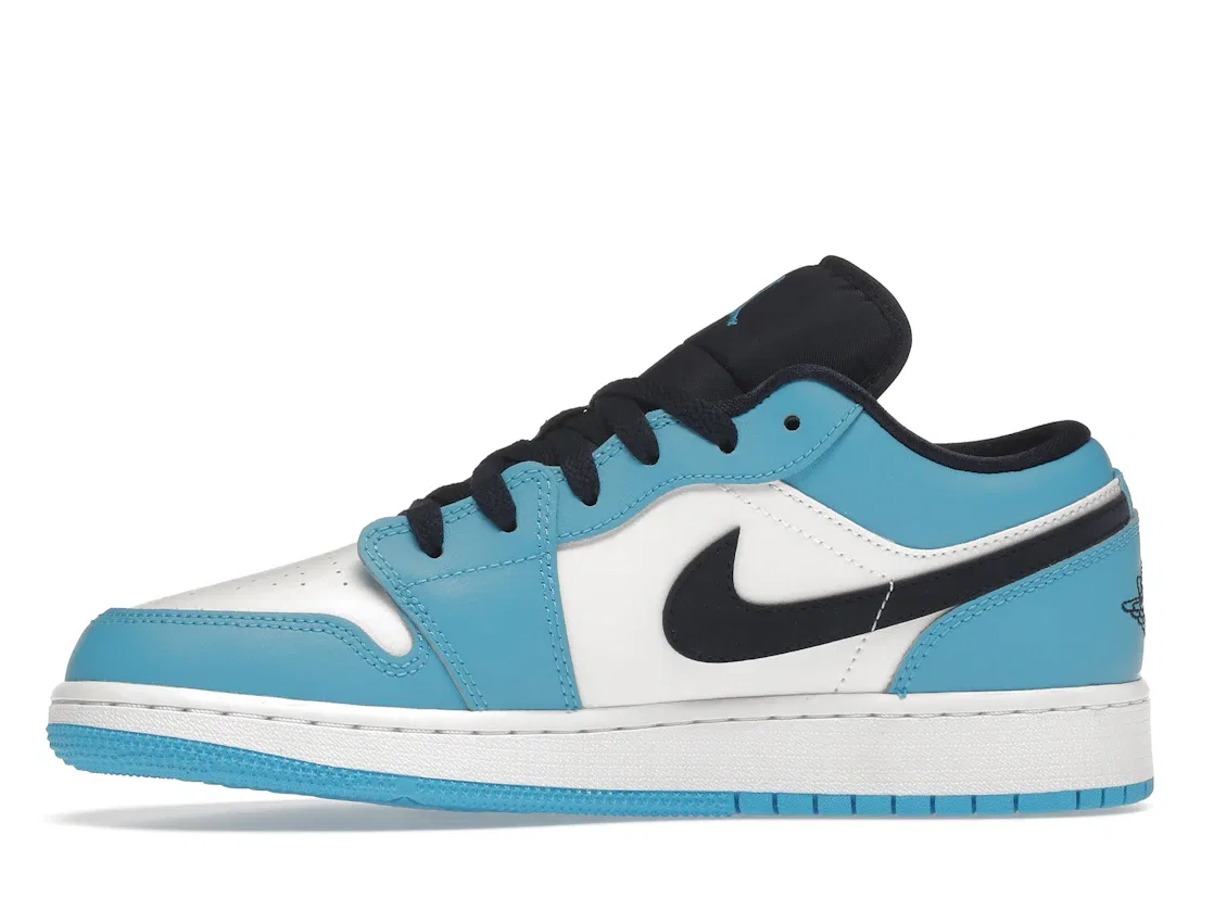 Детские кроссовки для мальчиков кожаные с принтом Jordan 1 Low, White/Dark Powder Blue-Obsidian — фото 3