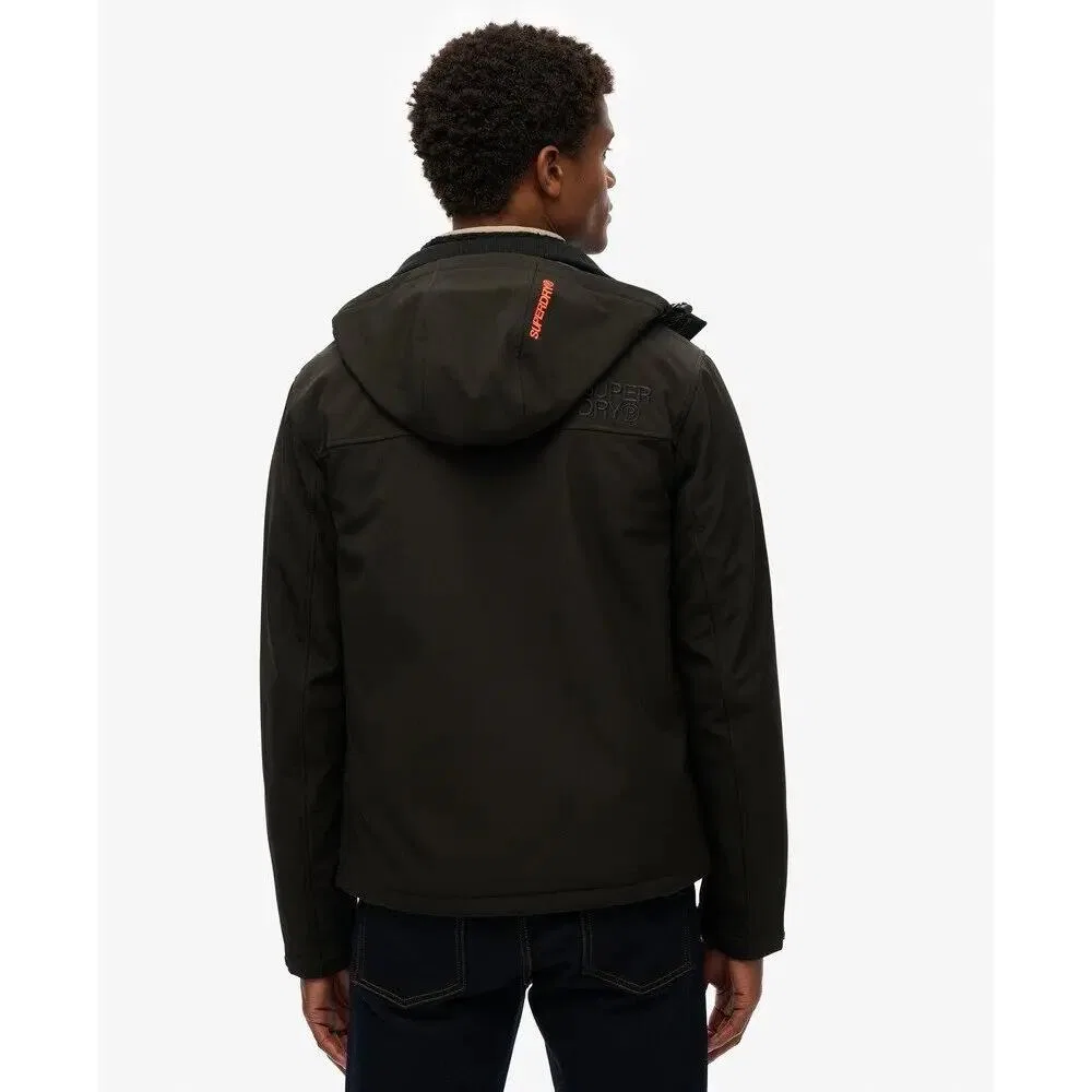 Мужская ветровка с капюшоном Softshell Trekker Superdry, Schwarz — фото 4