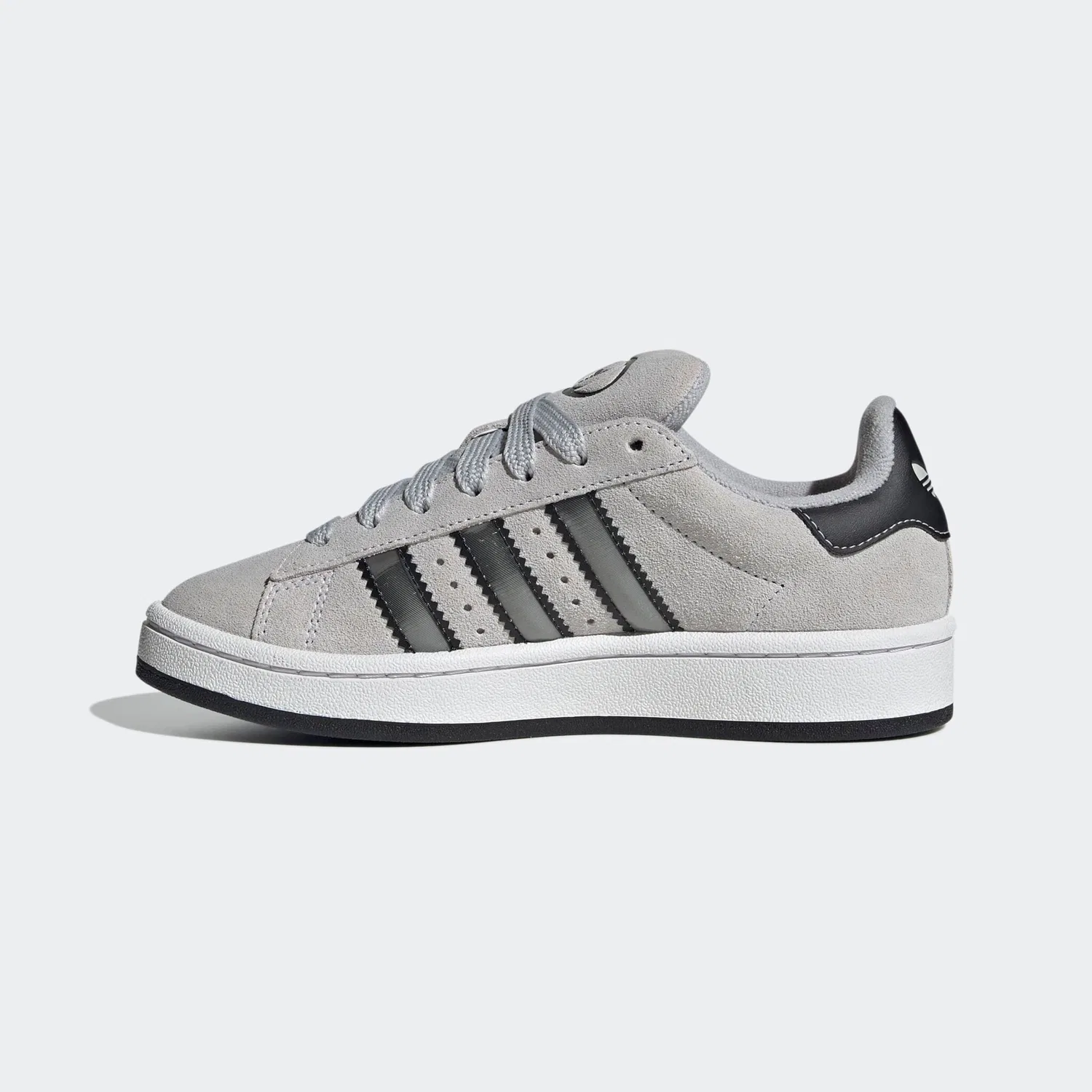 Детские кроссовки замшевые с блестящими полосками Adidas Originals, Grey/Matt Silver/Core Black — фото 2