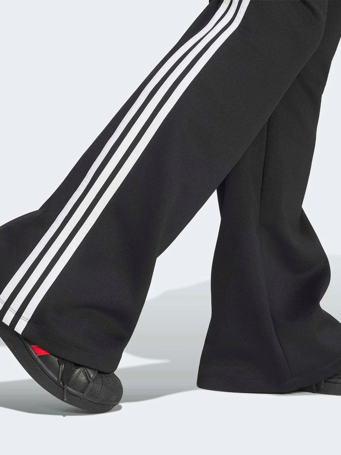 Джоггеры с расклешением Black Flared, adidas Originals, черный — фото 4