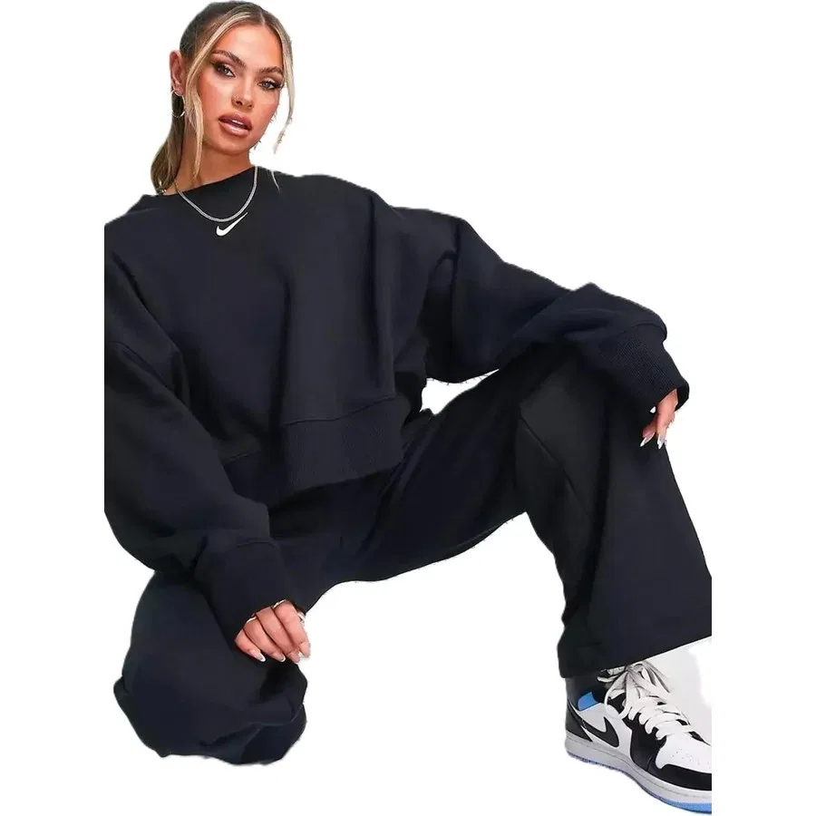 Женский свитшот оверсайз с флисовой тканью Nike Sportswear Essentials, Черный — фото 4