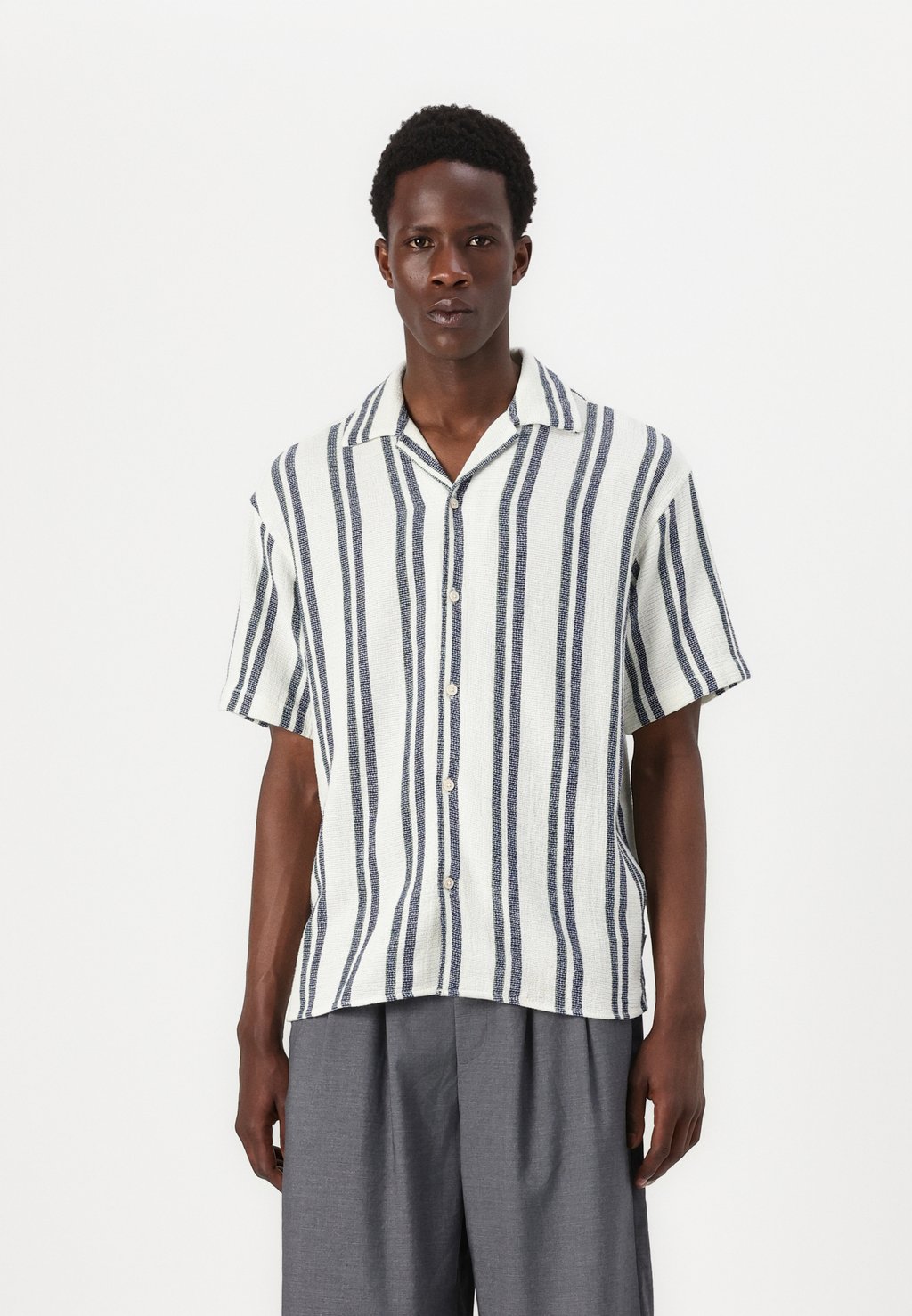 

Рубашка JORCOBA STRIPE RESORT Jack & Jones, кремовый