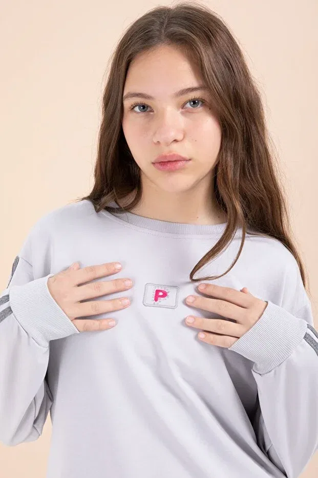 Детский комплект спортивного костюма для девочек с принтом Gray Striped Detail Wide Leg Embroidered Girls Oversized Tracksuit Set Cansın Mini, Gray — фото 3
