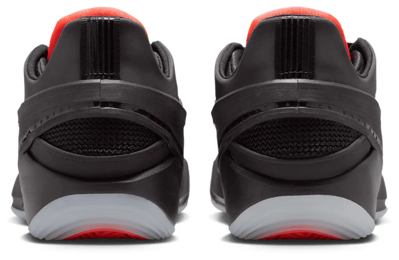 Кроссовки для мальчиков Luka 5 Low Jordan, красный/черный — фото 3