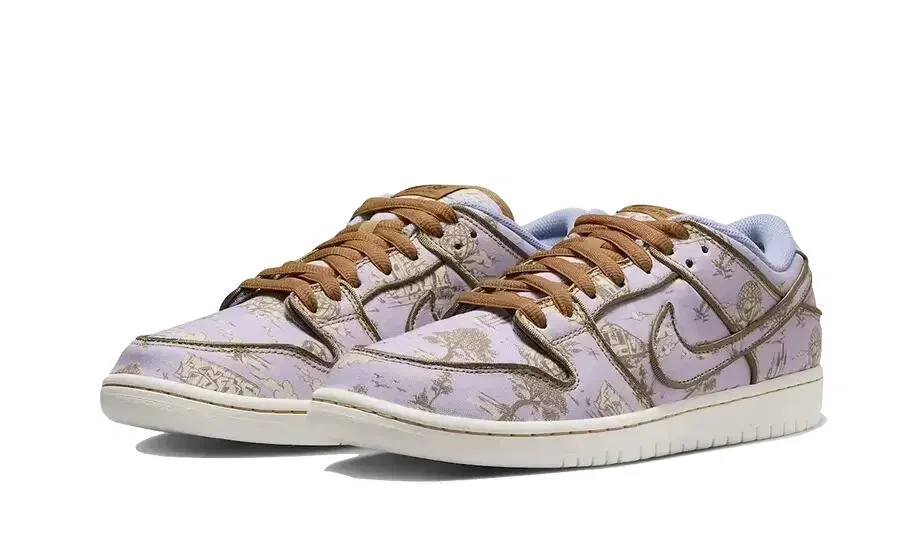 Детские кроссовки с принтом SB Dunk Low Premium Pastoral Print Nike, Hellgrau Gold — фото 2