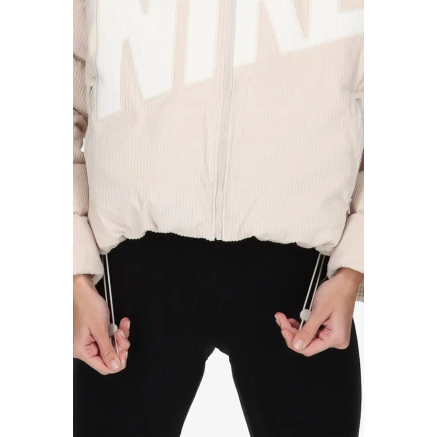 Женский утепленный кремовый пуховик Nike Sportswear Therma Fit Essential Prima, Кремовый — фото 4