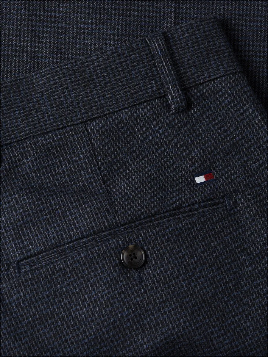 Брюки TOMMY HILFIGER с зауженными штанинами и складками спереди, темно-синие — фото 2