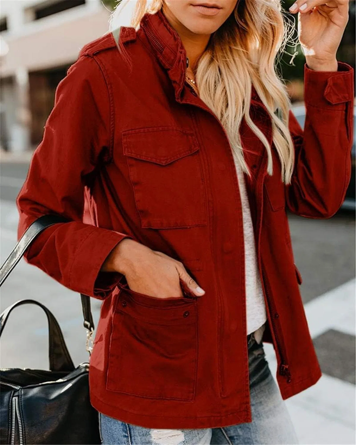 Женская куртка-бомбер с множеством карманов, Red — фото 3