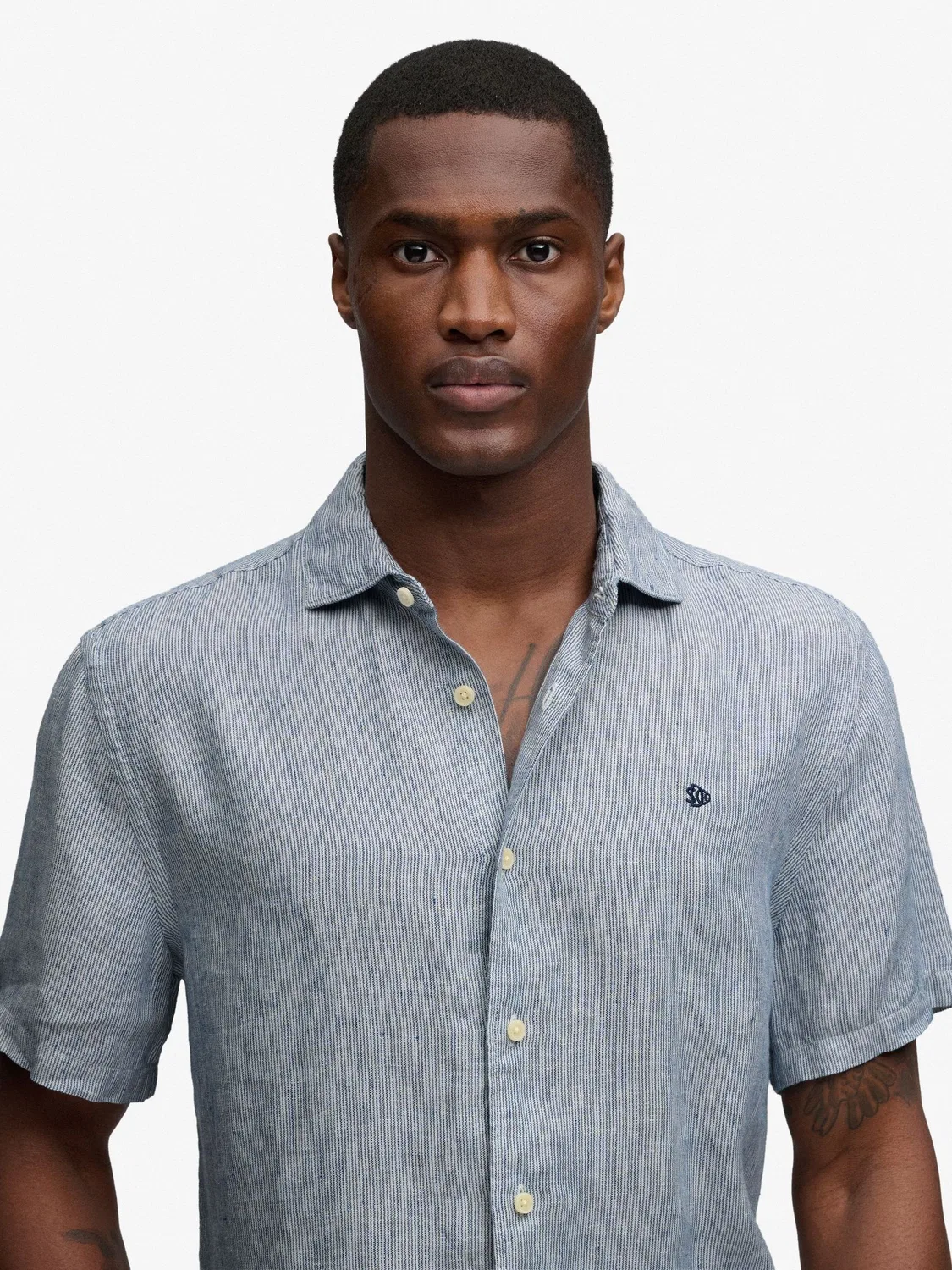 Темно-синяя льняная рубашка в полоску Superdry Ticking Riviera с короткими рукавами — фото 4
