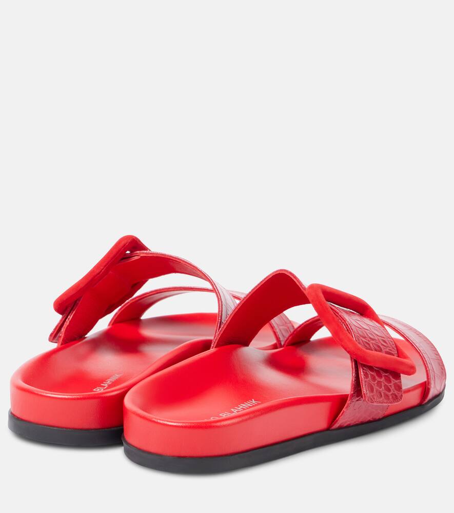 Майфу сандалии из кожи с эффектом крокодила Manolo Blahnik, 6204 Bred/6208 Bred — фото 3