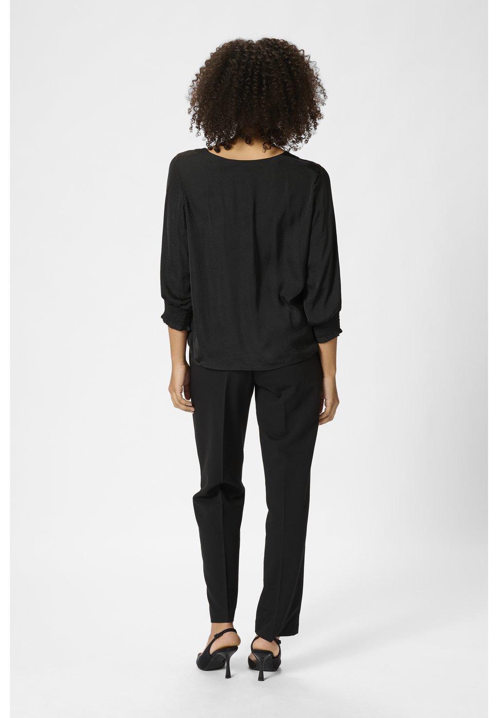 

Блуза CASSIE V-NECK Kaffe, черный