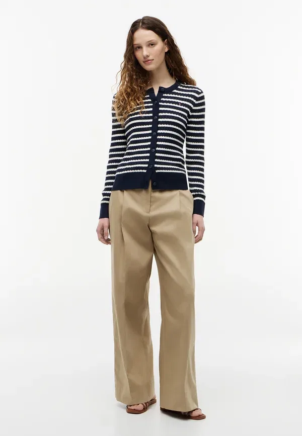 Кардиган Tommy Hilfiger Cable Knit Crew Neck, темно-синий/слоновая кость — фото 2