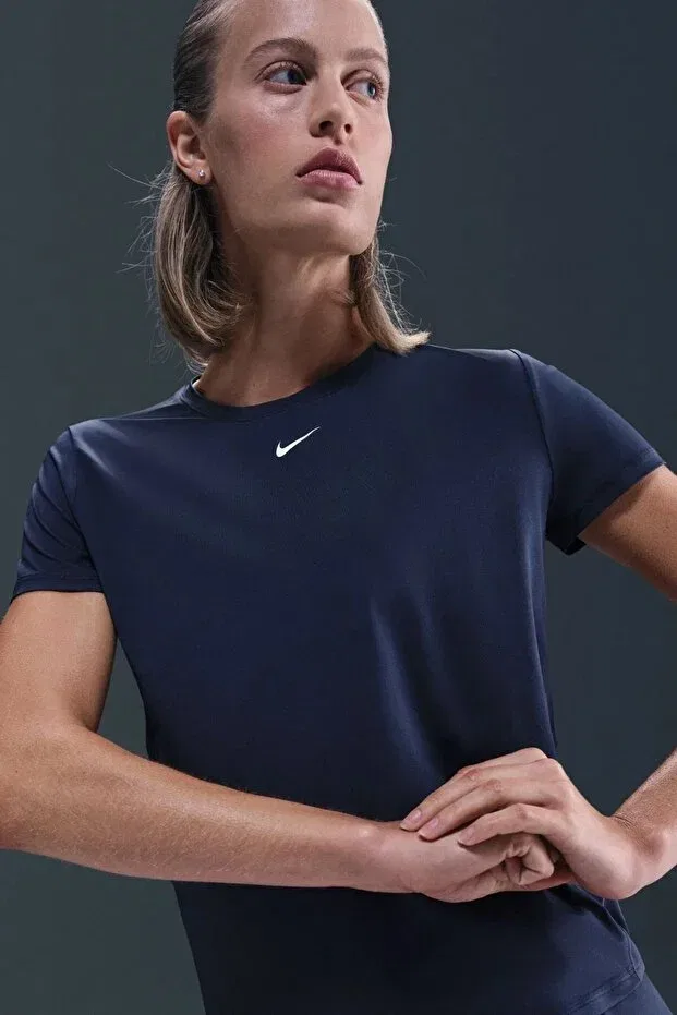 Женская футболка с принтом One Classic Training Dri-Fit Nike, Navy Blue — фото 3