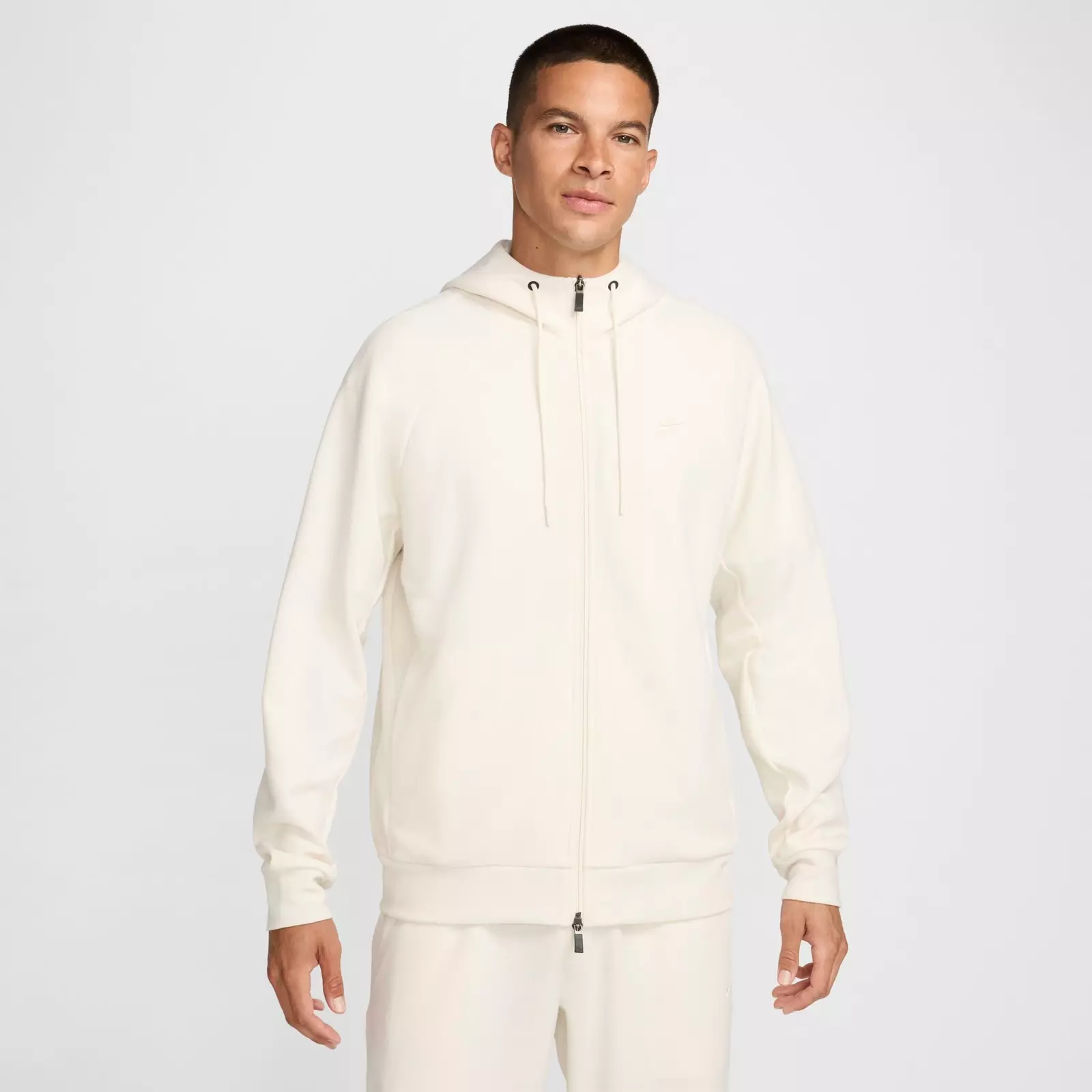 

Худи Men's Nike Primary Dri-FIT UV Full-Zip Versatile, кремовый