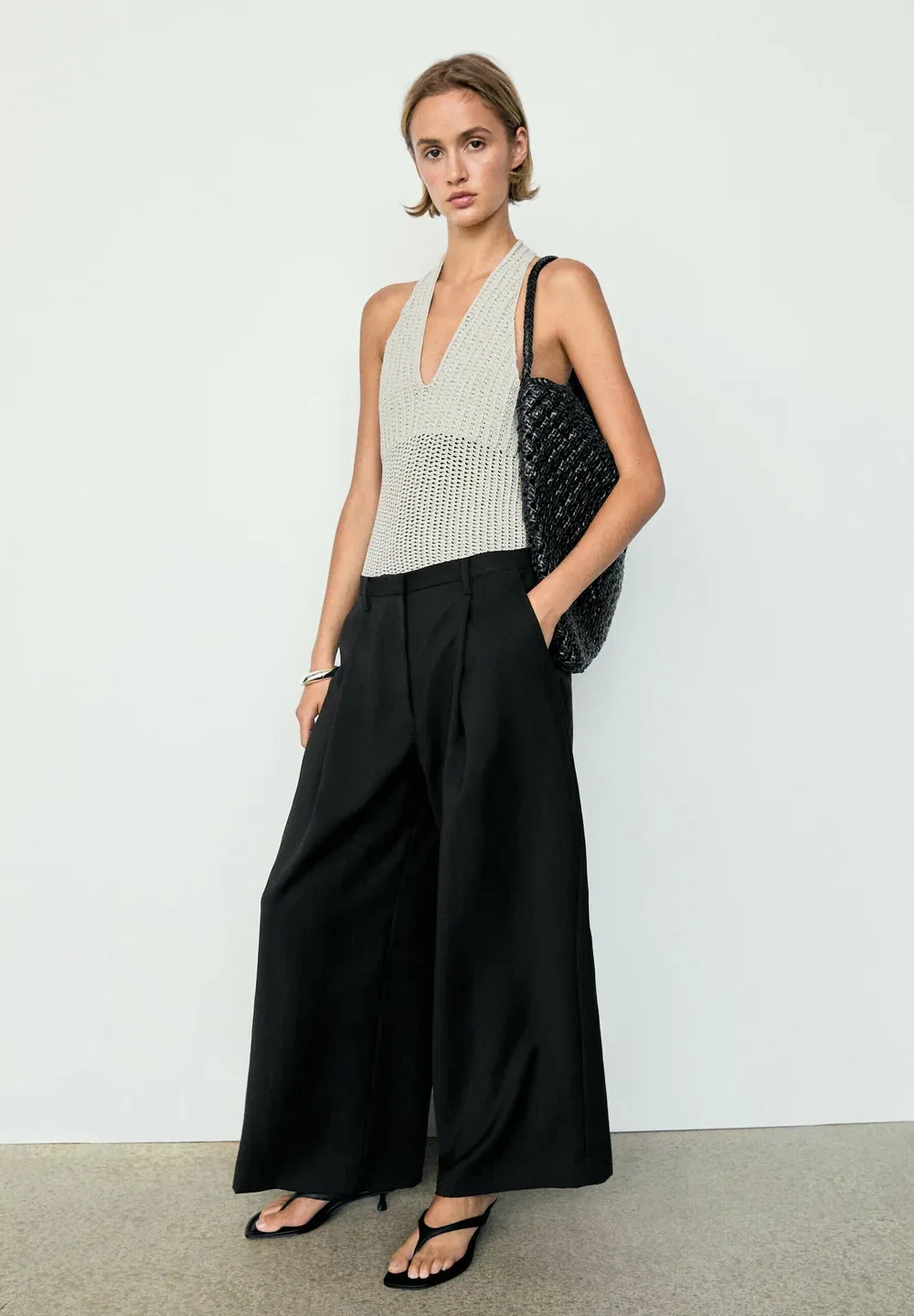 Свободные укороченные брюки с широкими штанинами Massimo Dutti, Black — фото 2