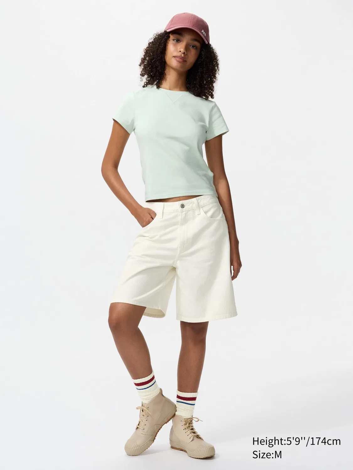 Футболка Uniqlo, базовая, белая — фото 2