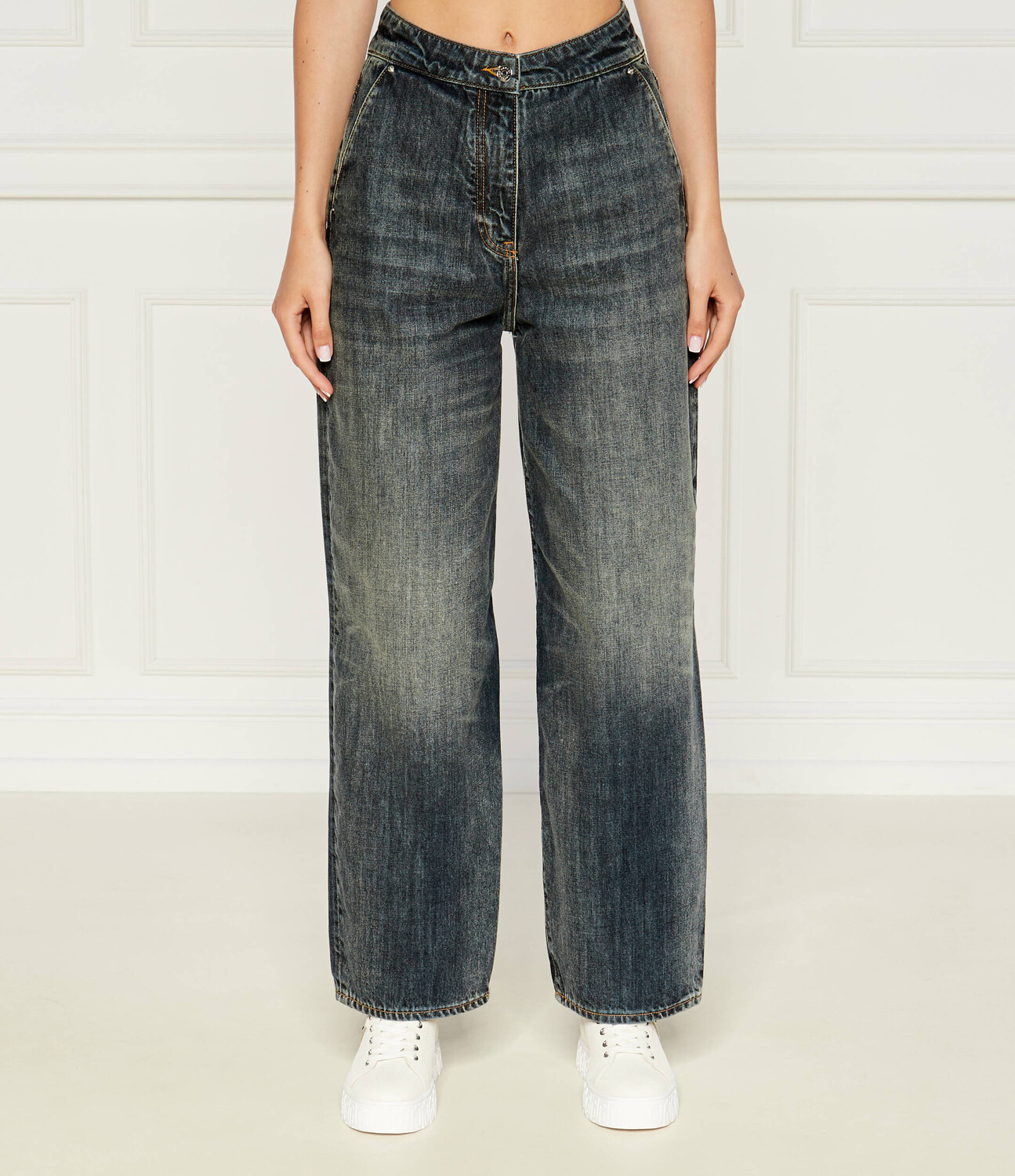 

Джинсы Armani Exchange Relaxed fit, черный