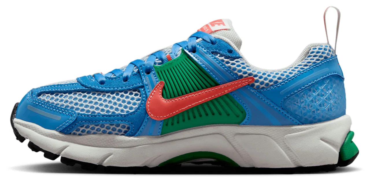Кроссовки для мальчиков Vomero 5 Nike, цвет University Blue/White — фото 2