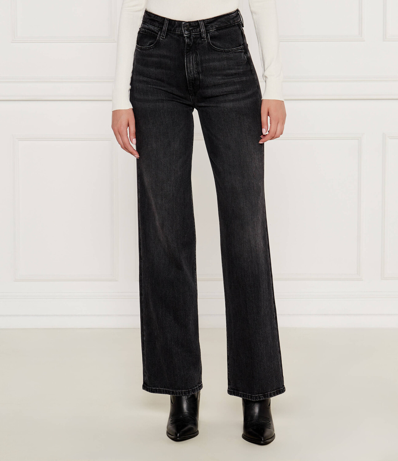 

Джинсы GUESS flare fit, черный