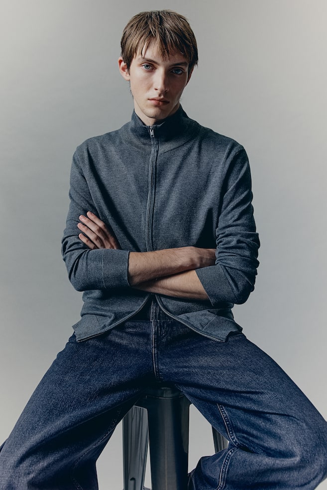 

Кардиган с застежкой-молнией спереди, облегающий H&M, серый