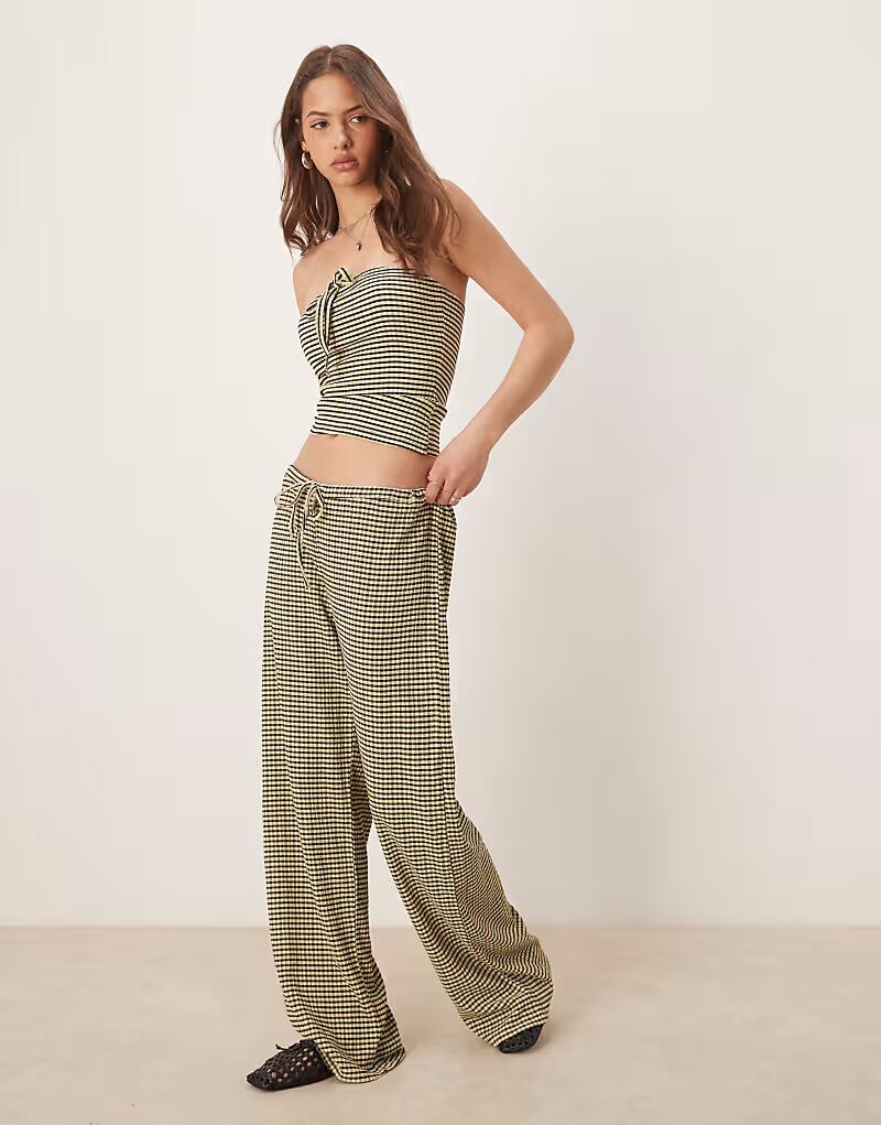 

Широкие брюки ASOS DESIGN в желто-черную клетку
