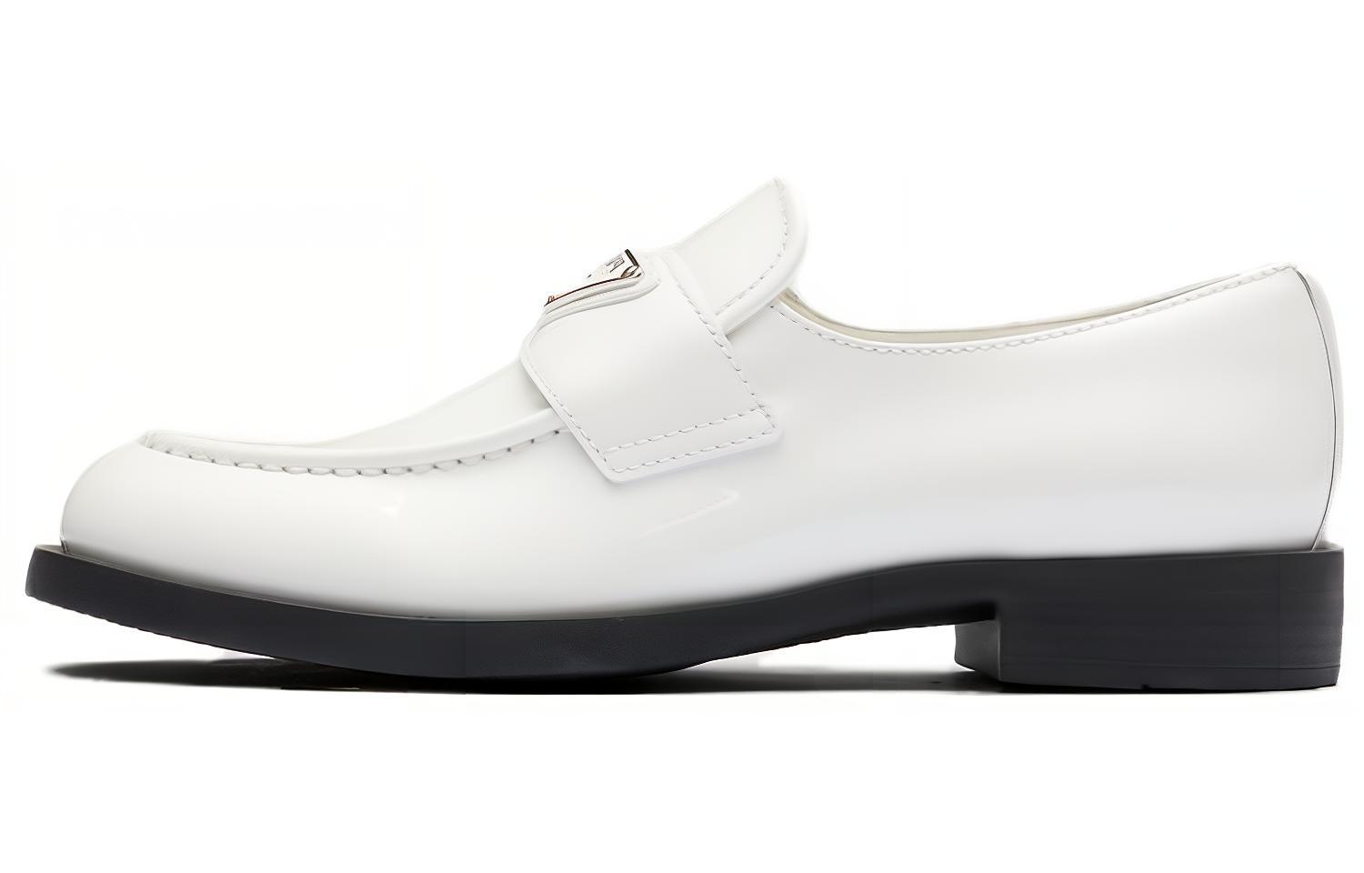 PRADA Лоферы женские белые 2,5 см