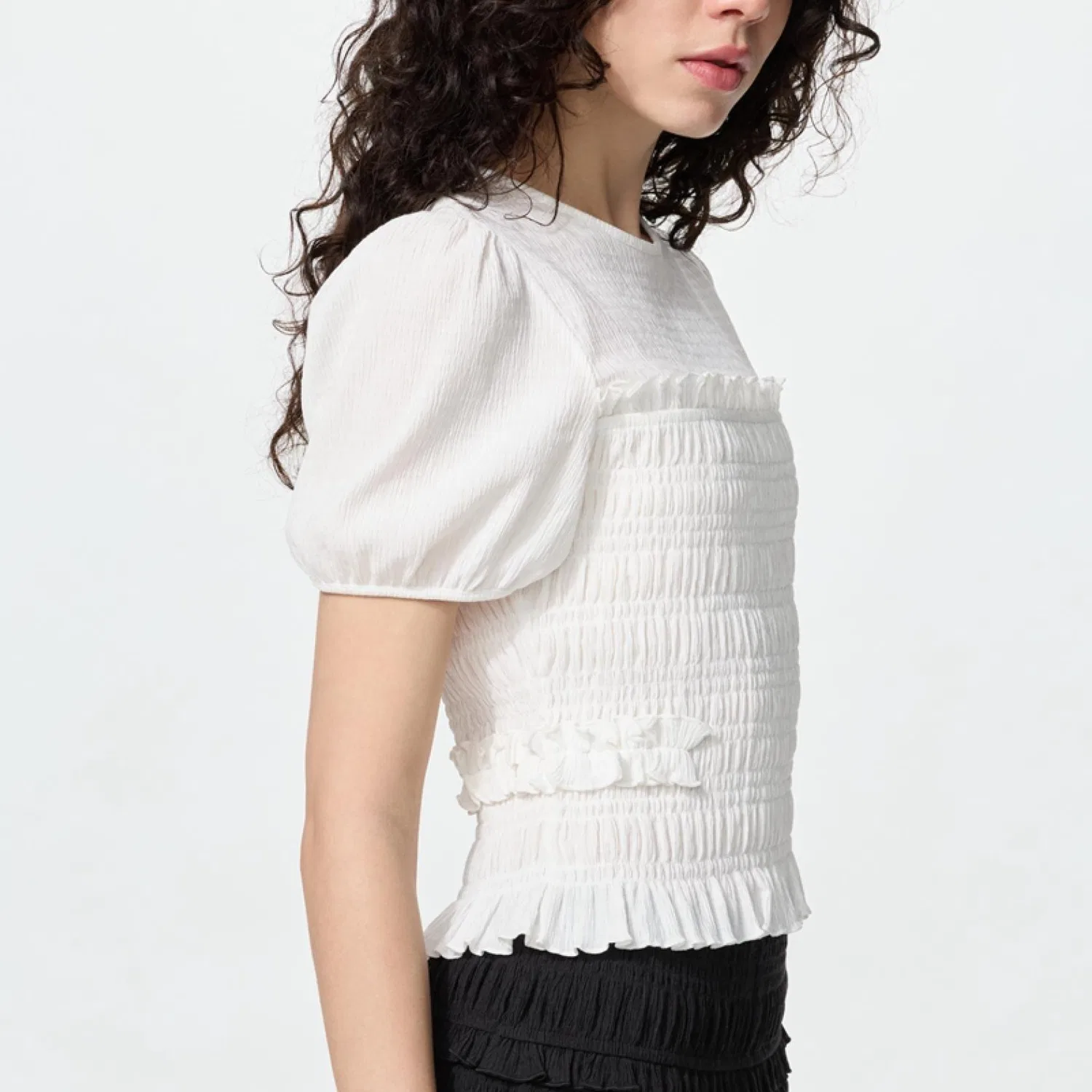 Футболка коллаборация UNIQLO x Cecilie Bahnsen для женщин белая — фото 4
