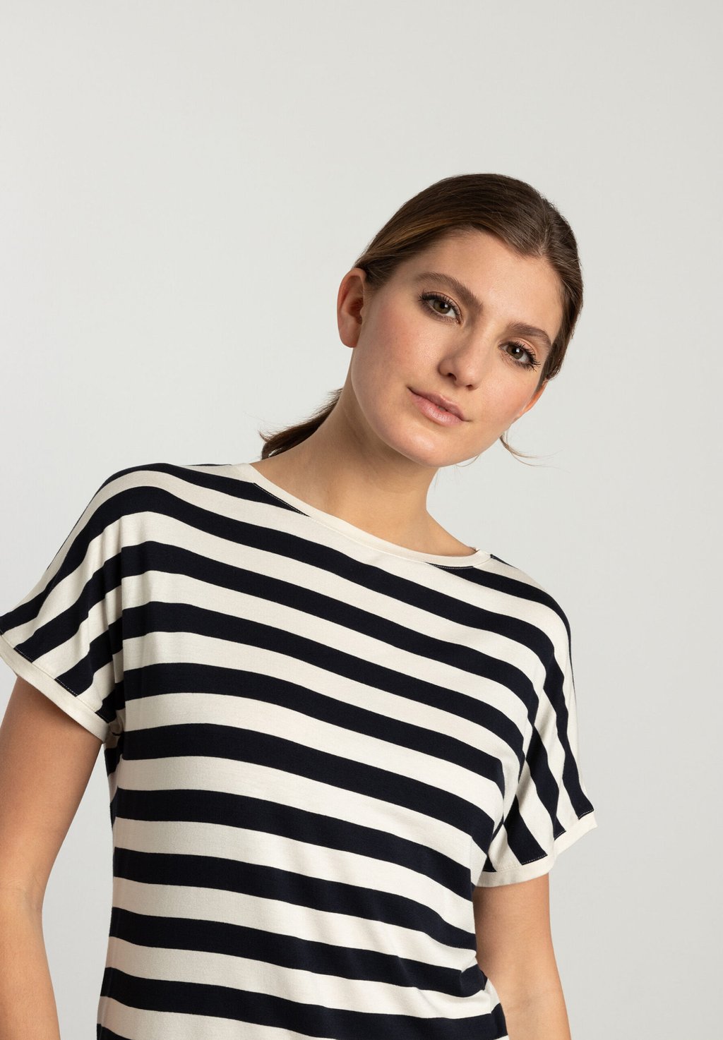 

Футболка с принтом STRIPED More & More, темно-синий
