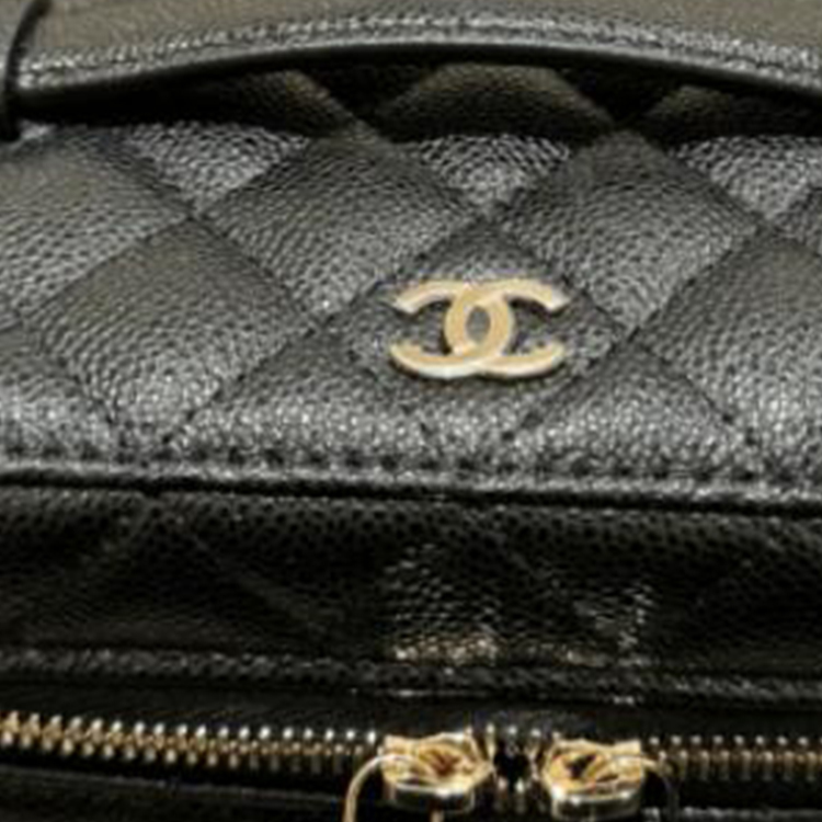 CHANEL Женская косметичка из коровьей кожи с личи — фото 3