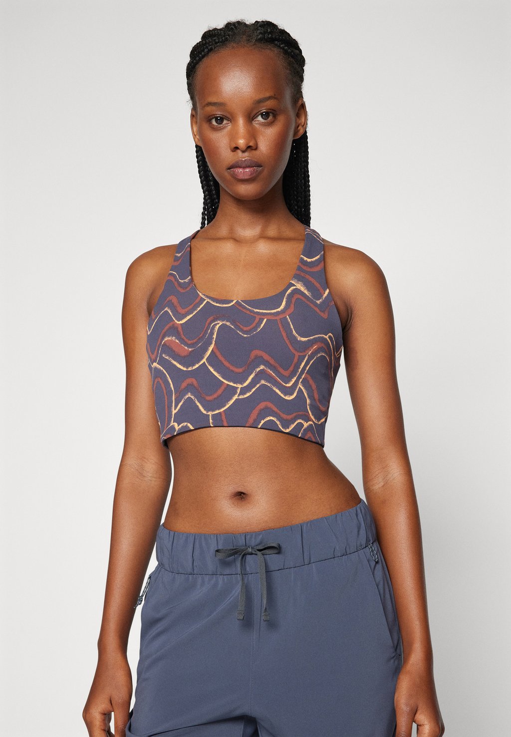 

Легкая поддержка спортивного бюстгальтера MAIPO MID IMPACT BRA Patagonia, синий
