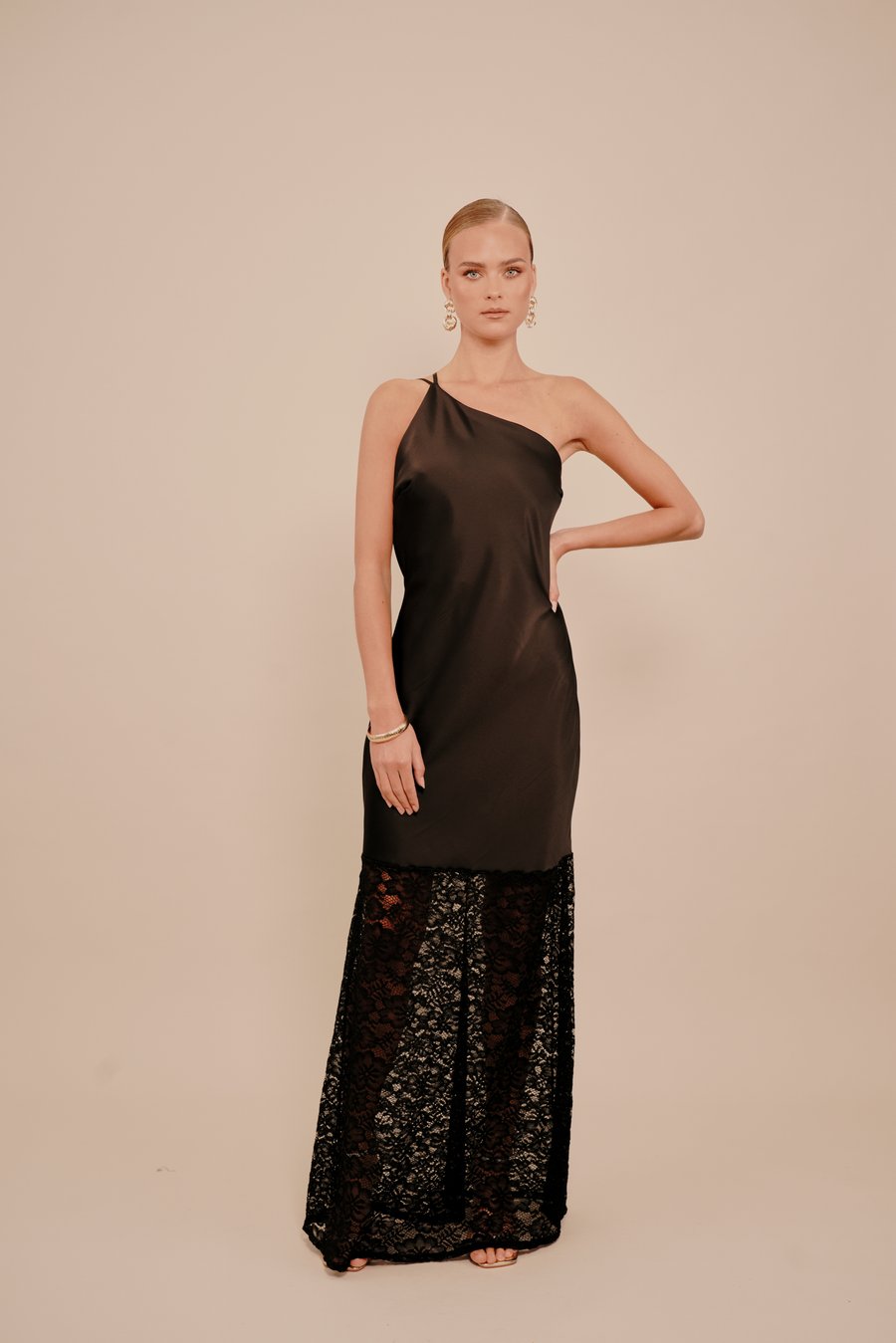 

Платье WAL G. MARTINA ASYMMETRIC MAXI, Black