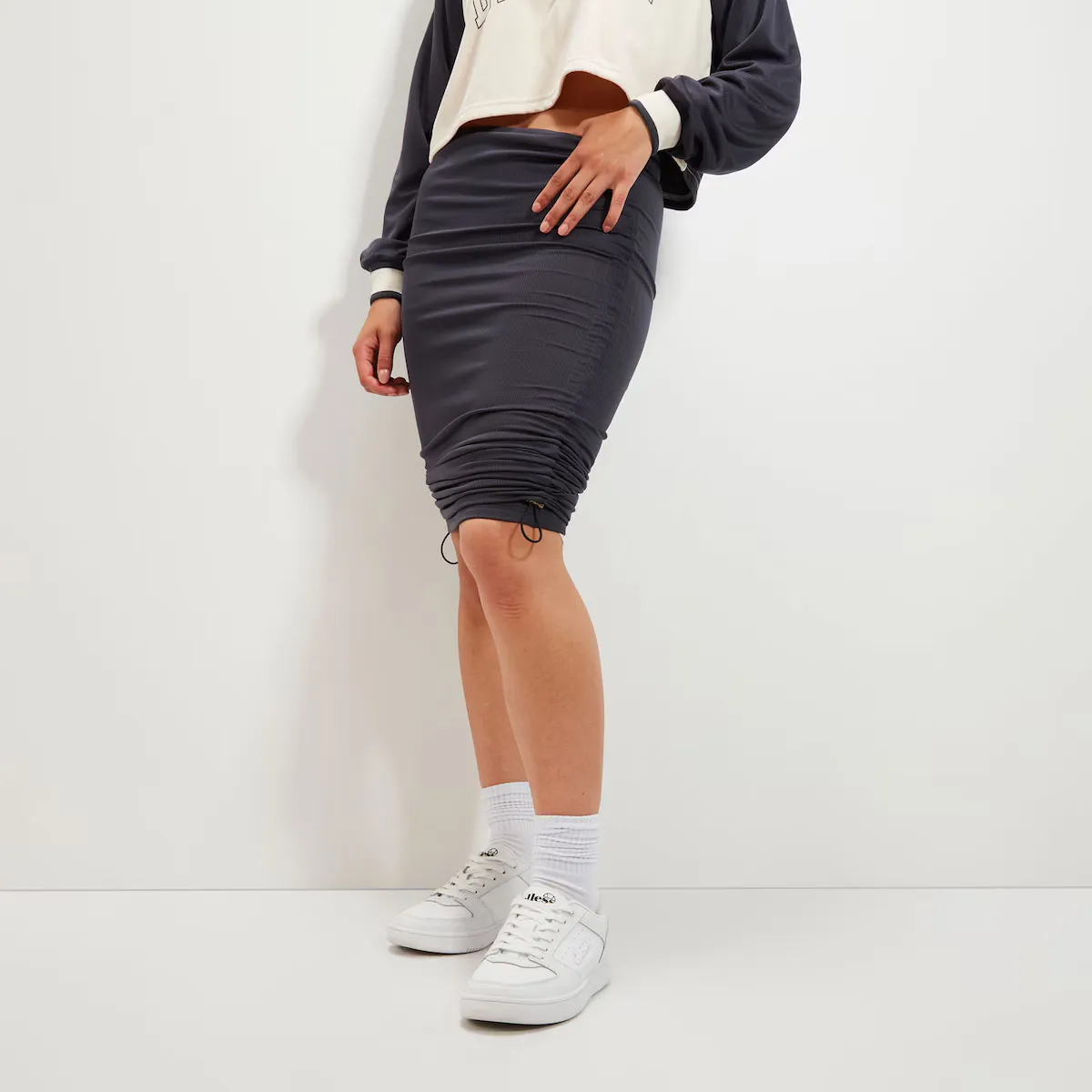 

Fabbi Юбка ellesse Женские юбки Ellesse, серый