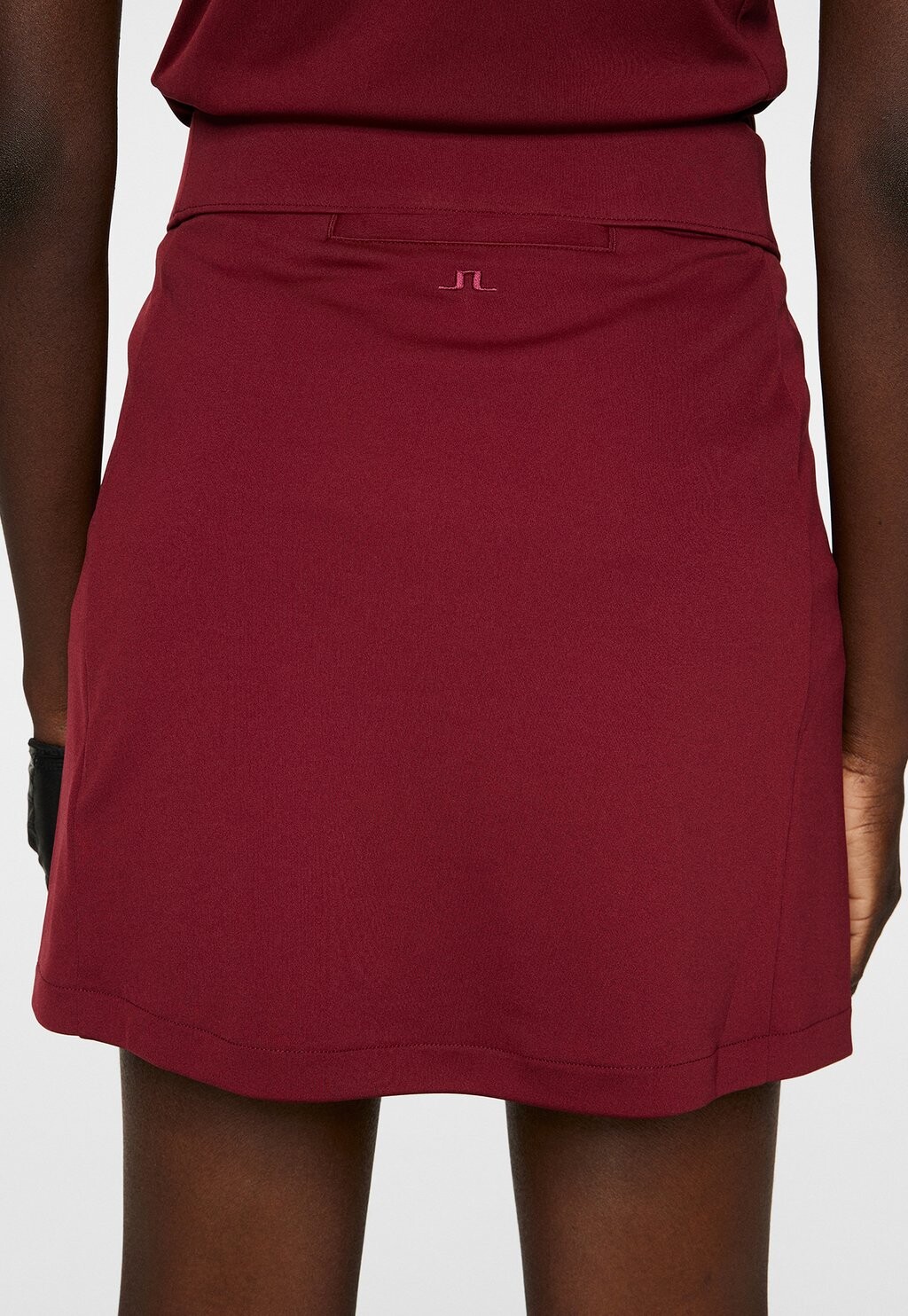 

Спортивная юбка AMELIE MID J.LINDEBERG Sports, красный